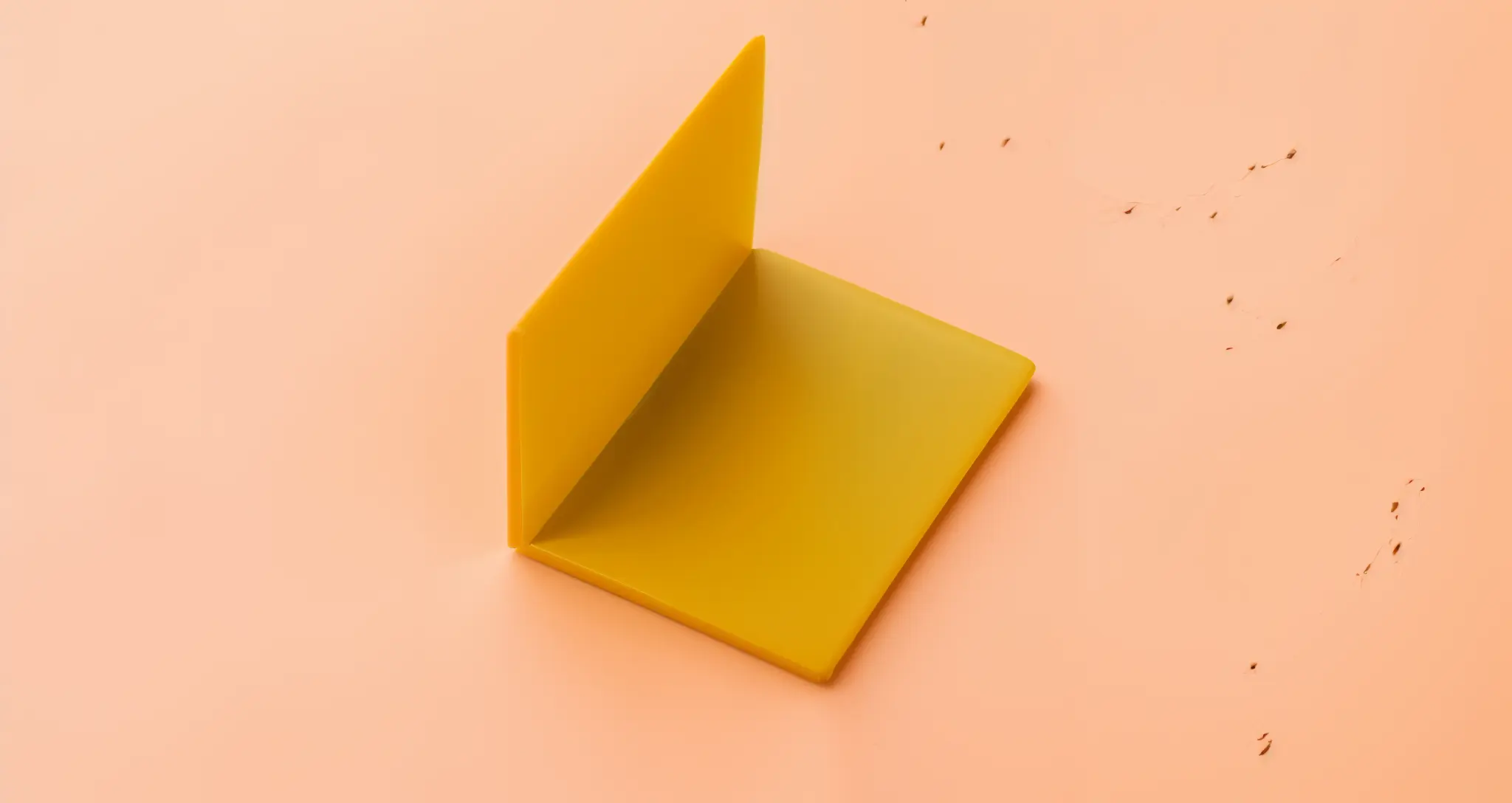 Plastik Sarı Köşebent Üretimi